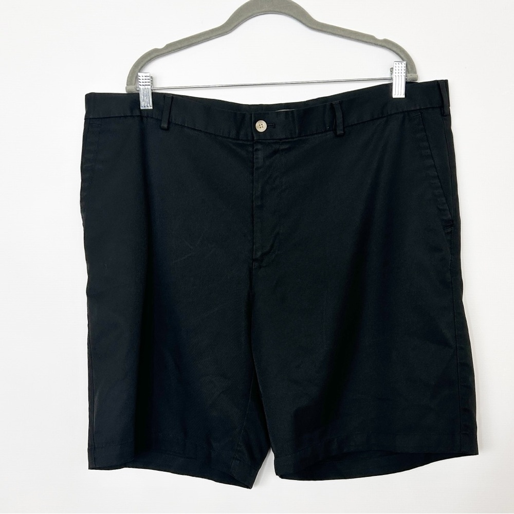 Peter Millar Men's 42 Black Wicking Flat Front Crown Performance Golf
Shorts - Picture 1 of 6